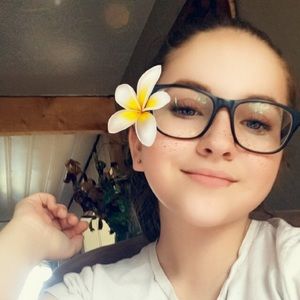 Meet your Posher, Brook